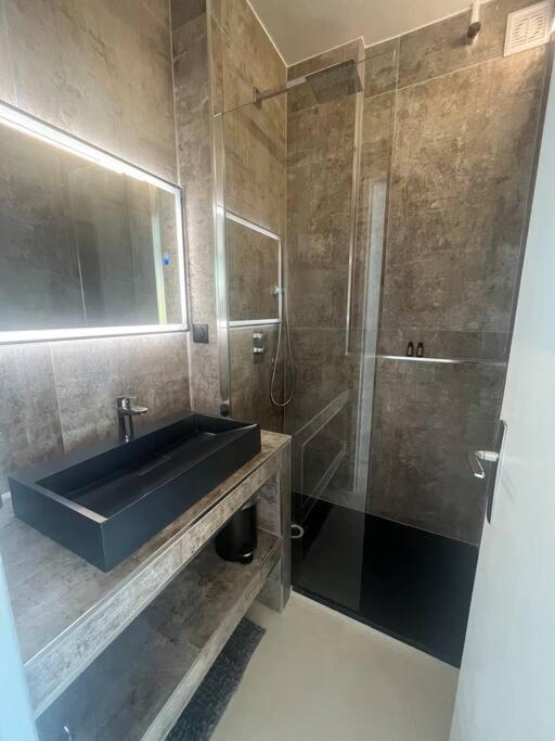 Le Lodge Martigues Extérieur photo